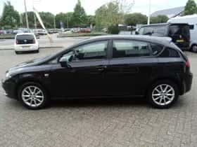 SEAT Leon (2010) thumbnail 5
