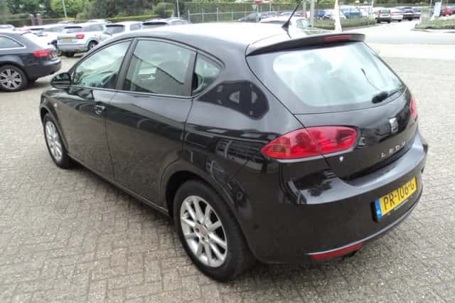 SEAT Leon (2010) thumbnail 6