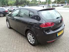 SEAT Leon (2010) thumbnail 6