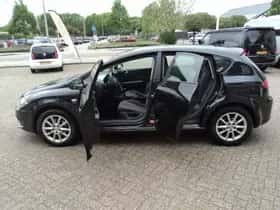 SEAT Leon (2010) thumbnail 10