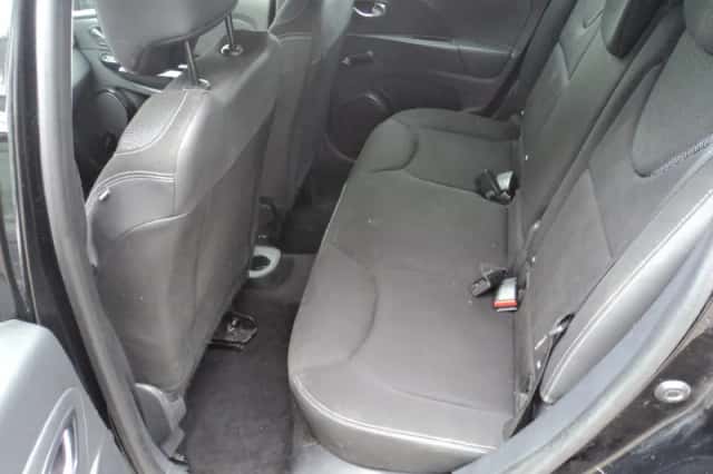 Renault Clio (2014) thumbnail 12