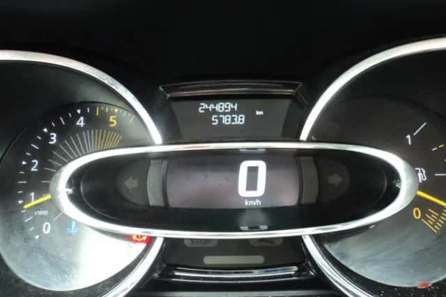 Renault Clio (2014) thumbnail 13