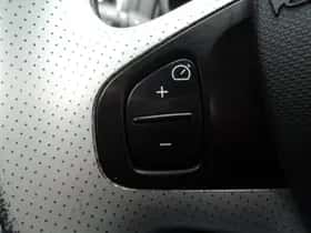 Renault Clio (2014) thumbnail 15