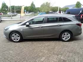 Opel Astra Sports Tourer (2016) thumbnail 5