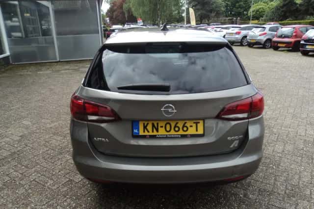 Opel Astra Sports Tourer (2016) thumbnail 7
