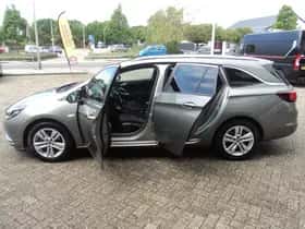 Opel Astra Sports Tourer (2016) thumbnail 10