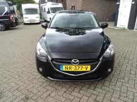 Mazda 2 (2015) thumbnail 3