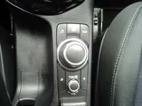 Mazda 2 (2015) thumbnail 23