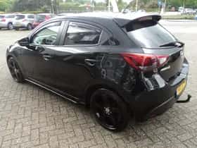 Mazda 2 (2015) thumbnail 6