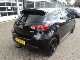 Mazda 2 (2015) thumbnail 8