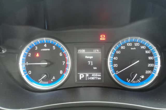 Suzuki SX4 S-Cross (2015) thumbnail 15