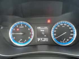 Suzuki SX4 S-Cross (2015) thumbnail 15