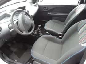 Renault Twingo (2014) thumbnail 11