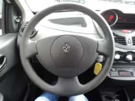 Renault Twingo (2014) thumbnail 13