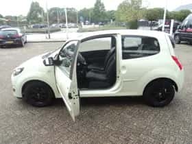 Renault Twingo (2014) thumbnail 10