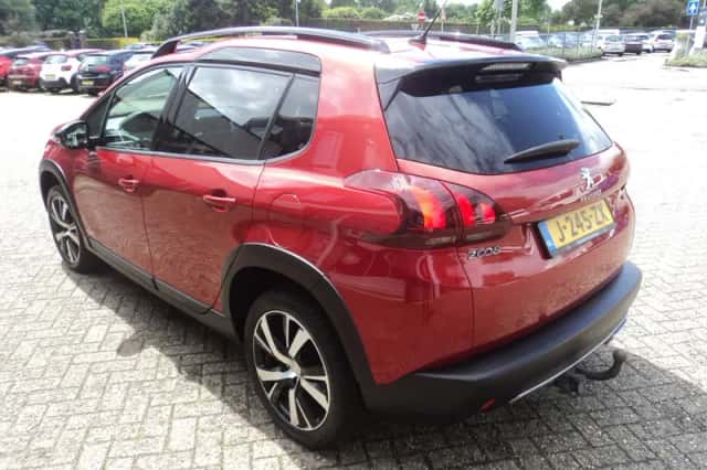 Peugeot 2008 (2016) thumbnail 6