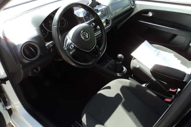 Volkswagen Up! (2020) thumbnail 14