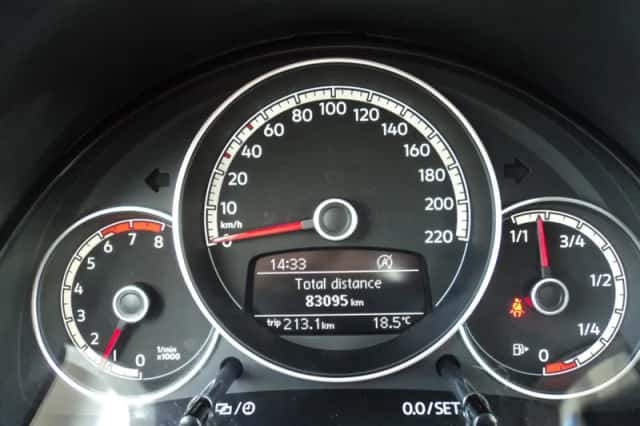Volkswagen Up! (2020) thumbnail 15
