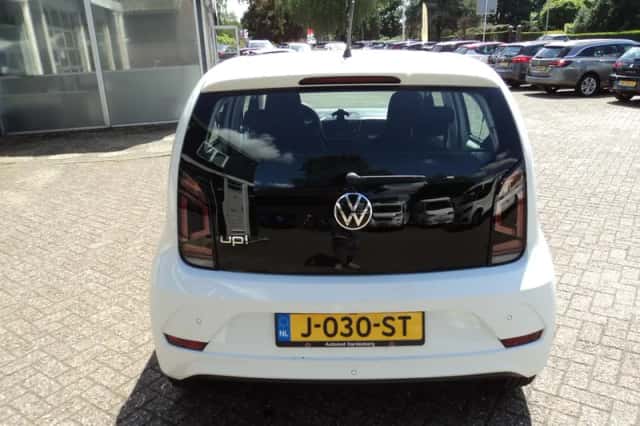 Volkswagen Up! (2020) thumbnail 7