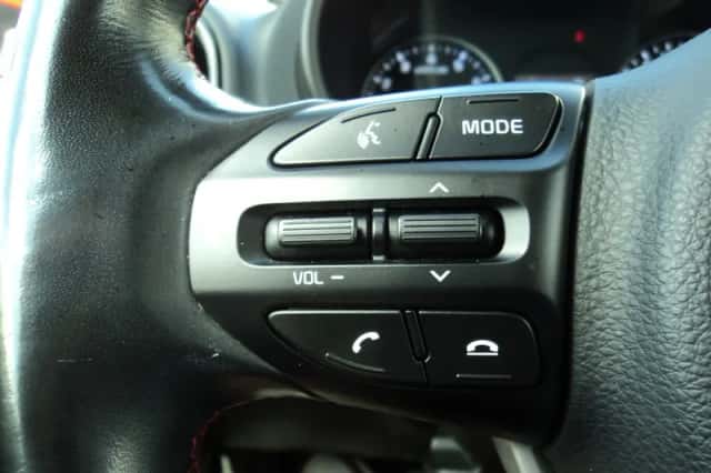 Kia Picanto (2017) thumbnail 15