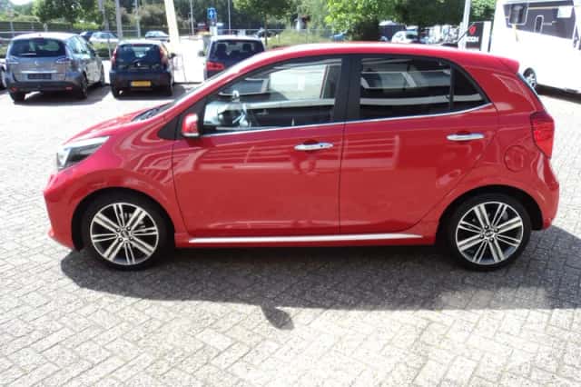 Kia Picanto (2017) thumbnail 5