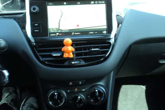 Peugeot 208 (2018) thumbnail 14