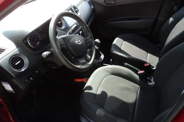 Hyundai i10 (2018) thumbnail 11