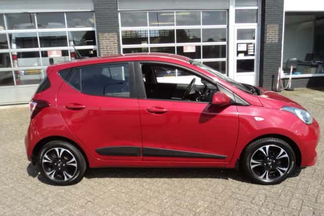 Hyundai i10 (2018) thumbnail 9