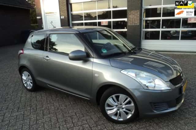 Suzuki Swift (2014) thumbnail 1
