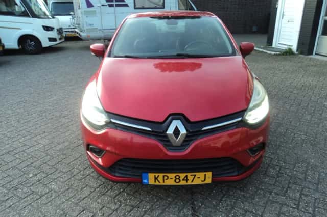 Renault Clio (2016) thumbnail 3