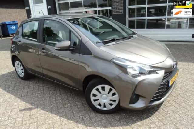 Toyota Yaris (2018) thumbnail 1