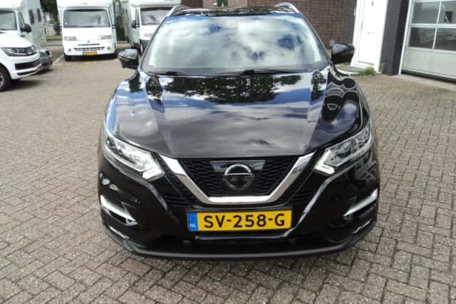 Nissan Qashqai (2018) thumbnail 3