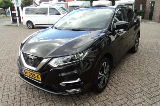 Nissan Qashqai (2018) thumbnail 4