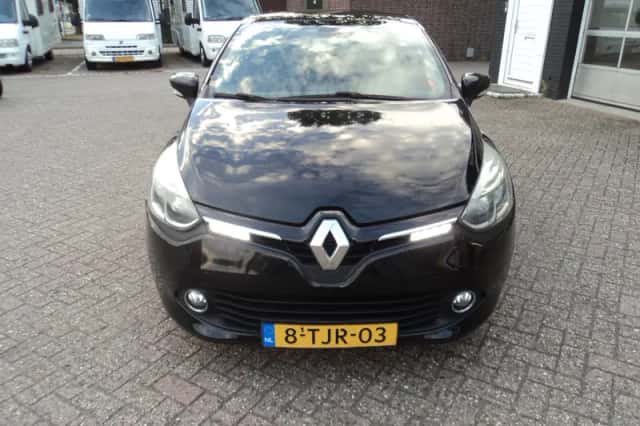 Renault Clio (2014) thumbnail 3