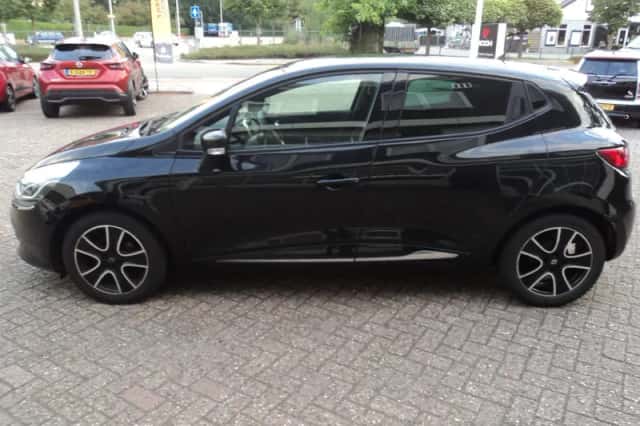 Renault Clio (2014) thumbnail 5