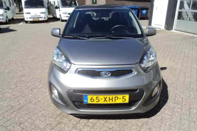 Kia Picanto (2012) thumbnail 3