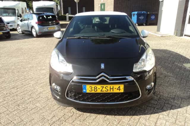 Citroën DS3 (2013) thumbnail 3