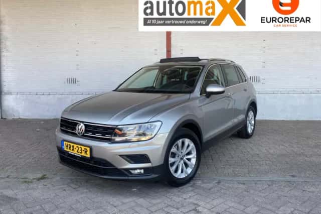 Volkswagen Tiguan (2018) thumbnail 1