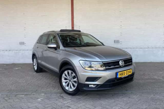 Volkswagen Tiguan (2018) thumbnail 2