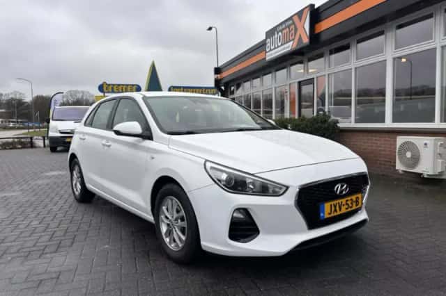Hyundai i30 (2018) thumbnail 6