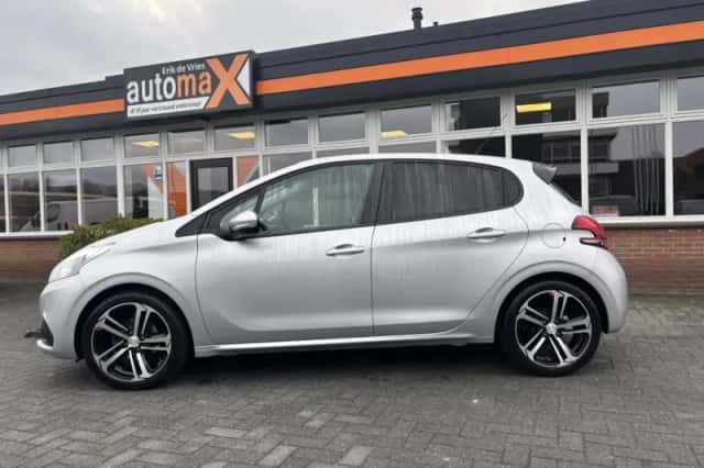 Peugeot 208 (2017) thumbnail 5
