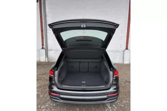 Audi Q3 (2023) thumbnail 6