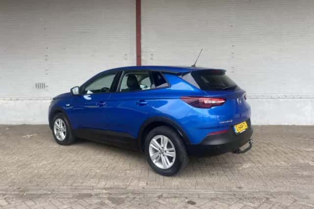 Opel Grandland X (2019) thumbnail 3