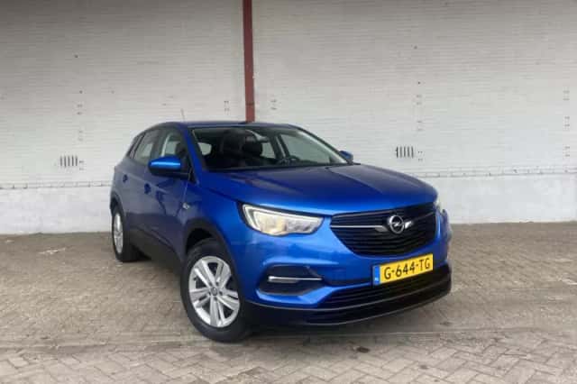 Opel Grandland X (2019) thumbnail 4