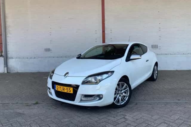 Renault Mégane (2013) thumbnail 4