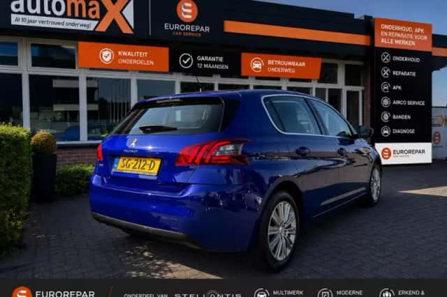Peugeot 308 (2018) thumbnail 2