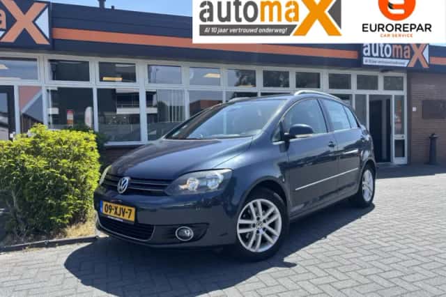 Volkswagen Golf (2012) thumbnail 1