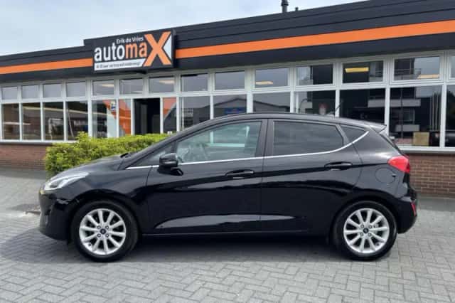 Ford Fiesta (2019) thumbnail 5