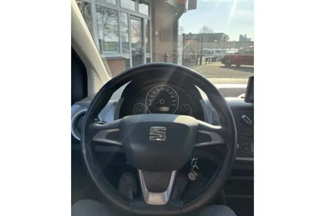 SEAT Mii (2014) thumbnail 2