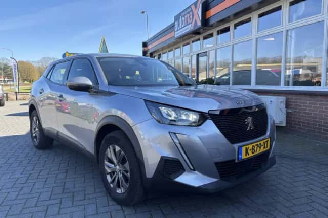 Peugeot 2008 (2021) thumbnail 6